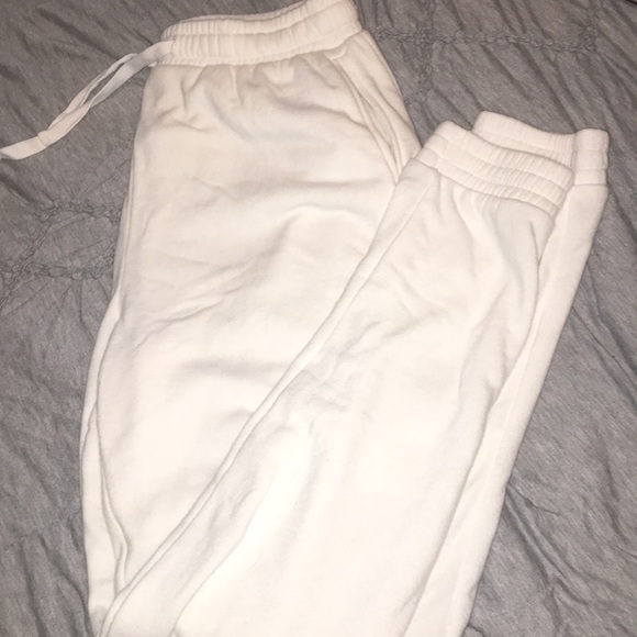 Forever 21 Pants - White forever 21 joggers